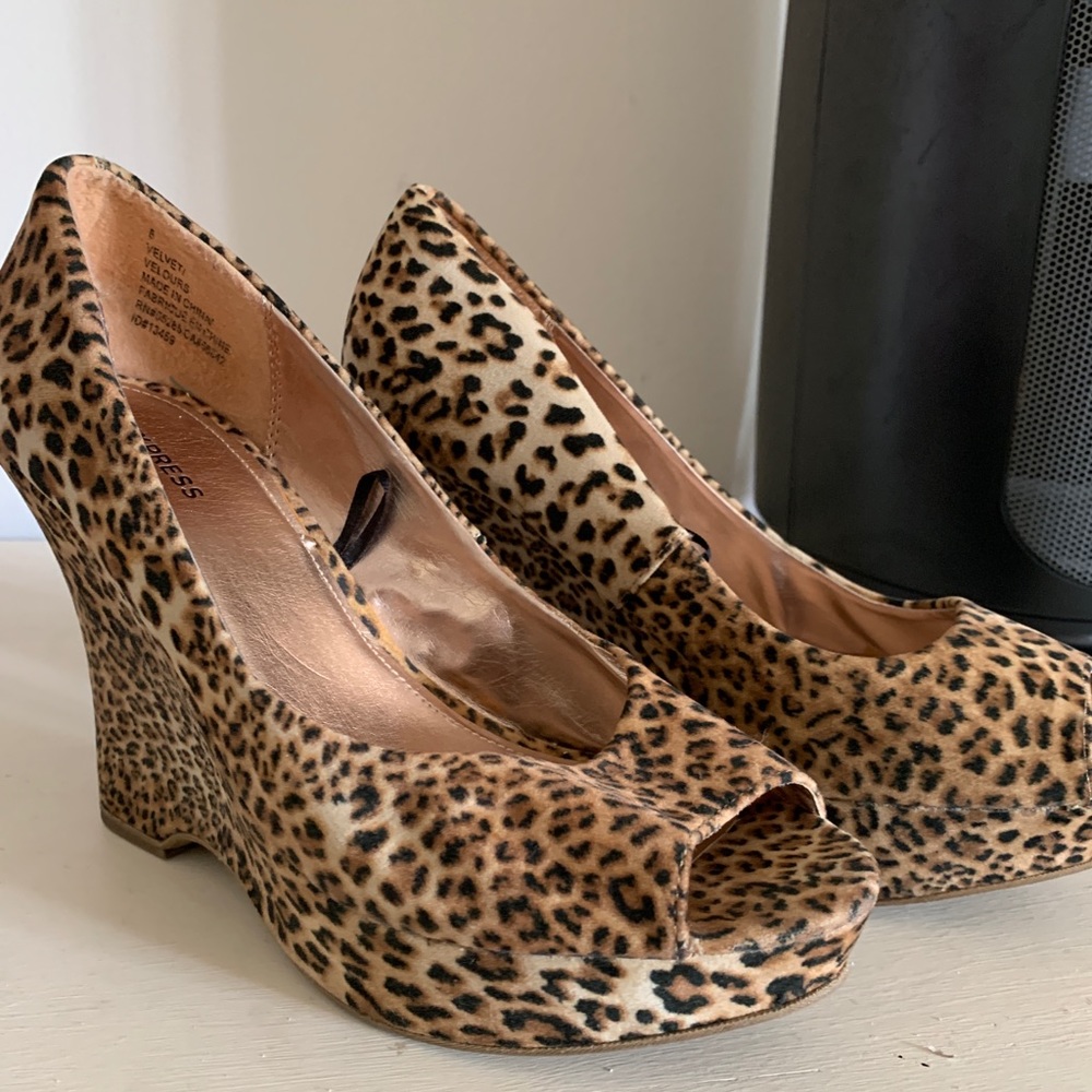 Express leopard wedges